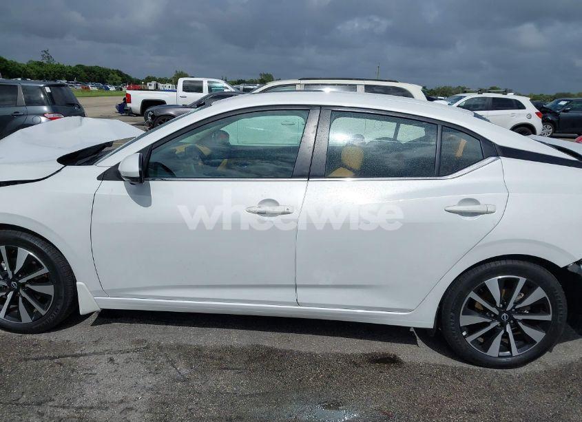 Photo 14 of 2024 Nissan Sentra SV XTRONIC CVT (VIN 3N1AB8CV1RY254455)