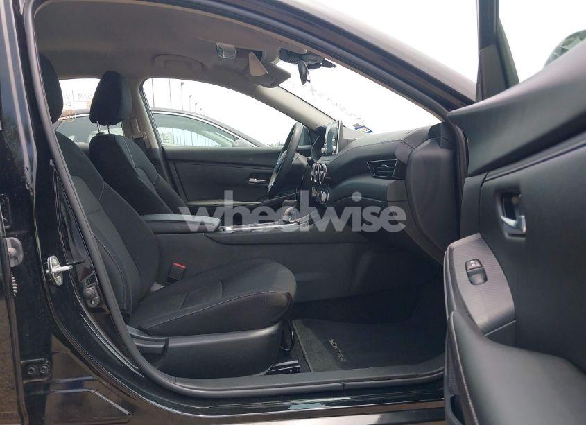 Photo 5 of 2024 Nissan Sentra SV XTRONIC CVT (VIN 3N1AB8CV1RY265603)