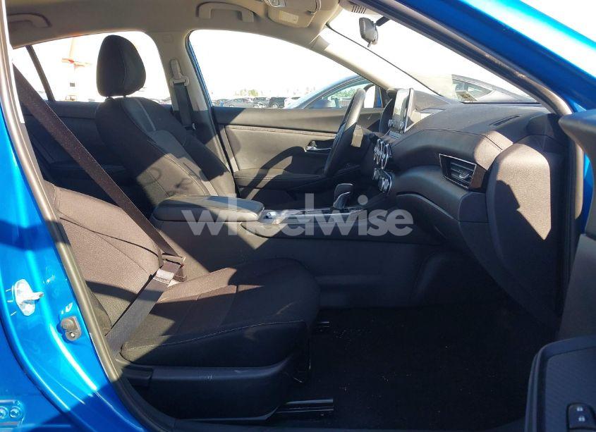 Photo 5 of 2024 Nissan Sentra SV XTRONIC CVT (VIN 3N1AB8CV1RY292574)