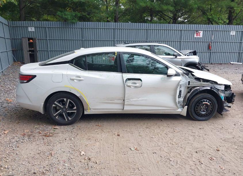 Photo 13 of 2024 Nissan Sentra SV XTRONIC CVT (VIN 3N1AB8CV1RY294874)