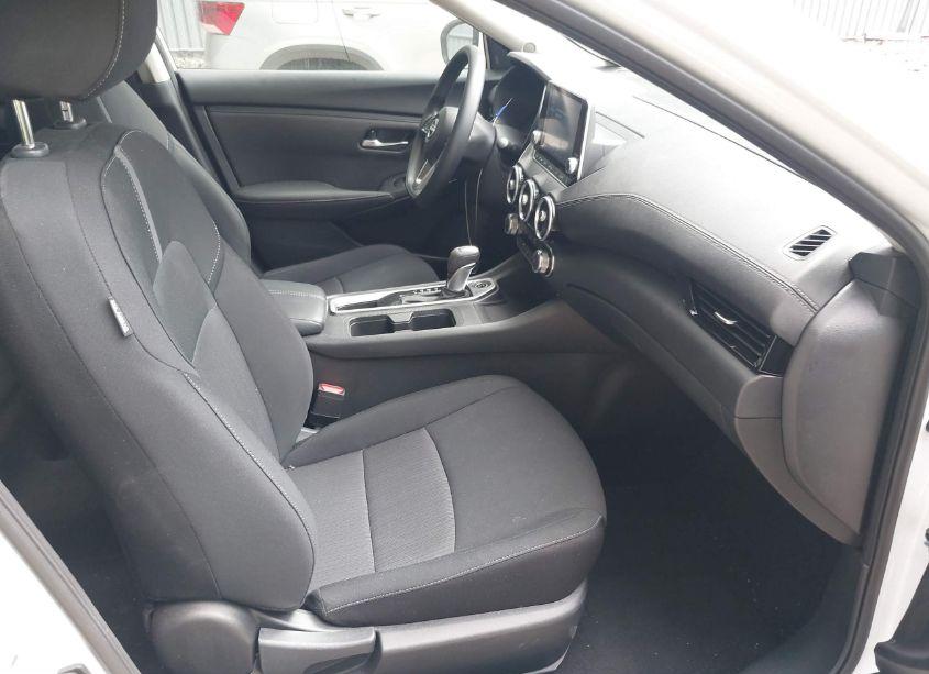 Photo 5 of 2024 Nissan Sentra SV XTRONIC CVT (VIN 3N1AB8CV1RY294874)