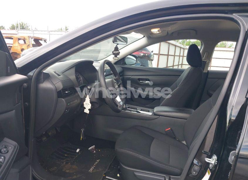 Photo 5 of 2024 Nissan Sentra SV XTRONIC CVT (VIN 3N1AB8CV1RY346794)