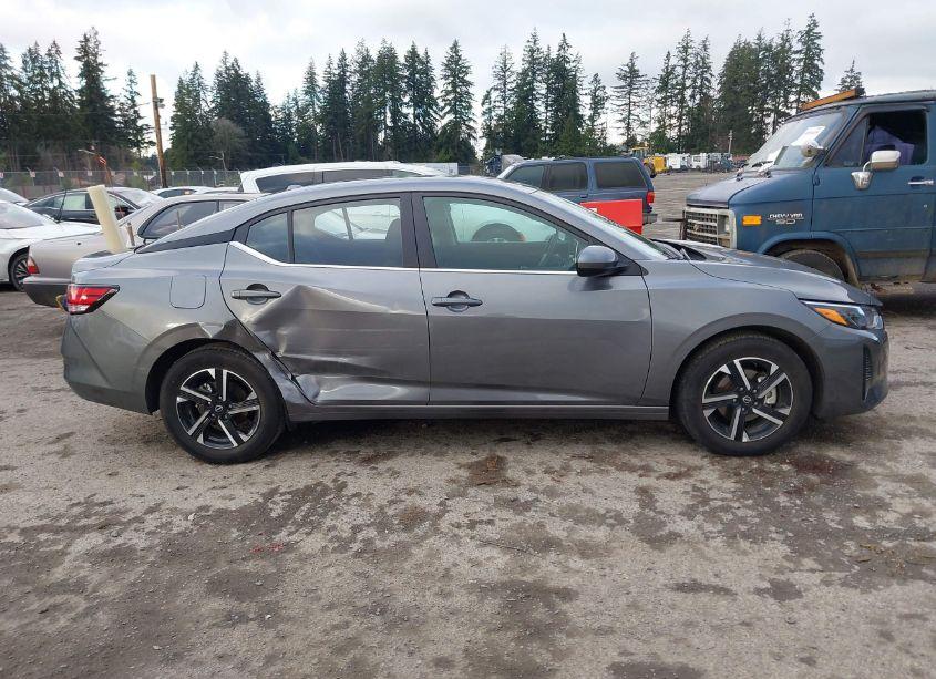 Photo 13 of 2024 Nissan Sentra SV XTRONIC CVT (VIN 3N1AB8CV1RY348397)