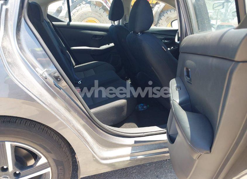 Photo 8 of 2025 Nissan Sentra SV (VIN 3N1AB8CV1SY303353)