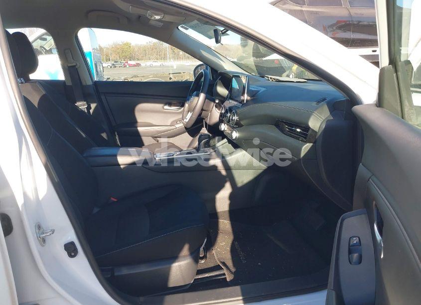 Photo 5 of 2020 Nissan Sentra SV XTRONIC CVT (VIN 3N1AB8CV2LY219754)