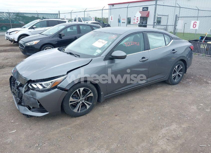 Photo 2 of 2020 Nissan Sentra SV XTRONIC CVT (VIN 3N1AB8CV2LY261793)