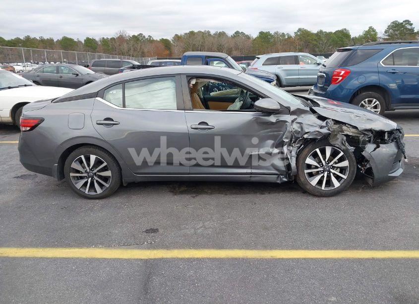 Photo 13 of 2020 Nissan Sentra SV XTRONIC CVT (VIN 3N1AB8CV2LY303380)