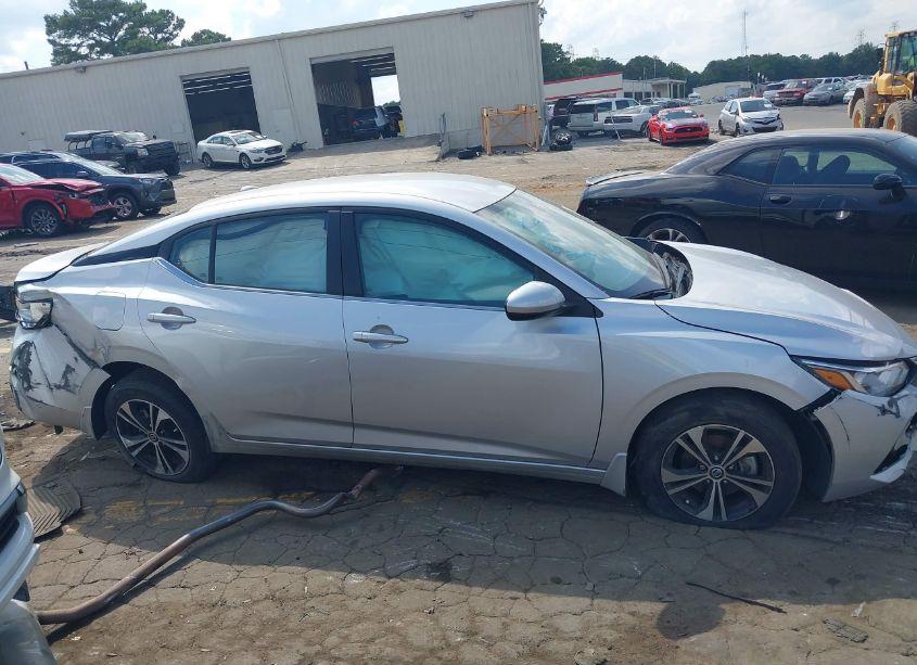 Photo 13 of 2022 Nissan Sentra SV XTRONIC CVT (VIN 3N1AB8CV2NY231485)