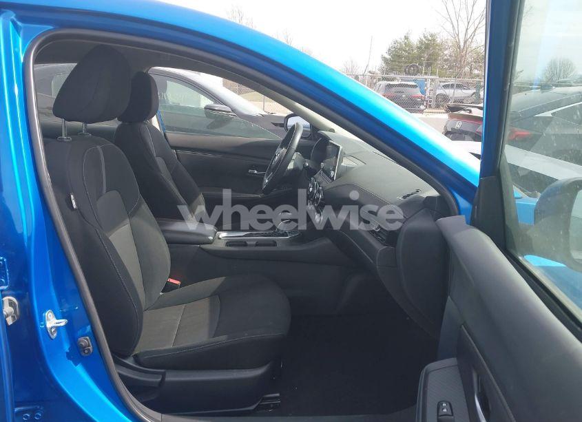 Photo 5 of 2022 Nissan Sentra SV XTRONIC CVT (VIN 3N1AB8CV2NY241188)