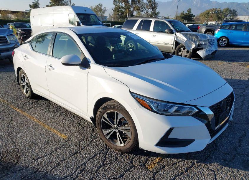 2022 Nissan Sentra SV XTRONIC CVT (VIN 3N1AB8CV2NY270917) main photo