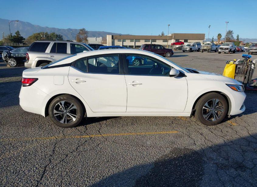 Photo 13 of 2022 Nissan Sentra SV XTRONIC CVT (VIN 3N1AB8CV2NY270917)
