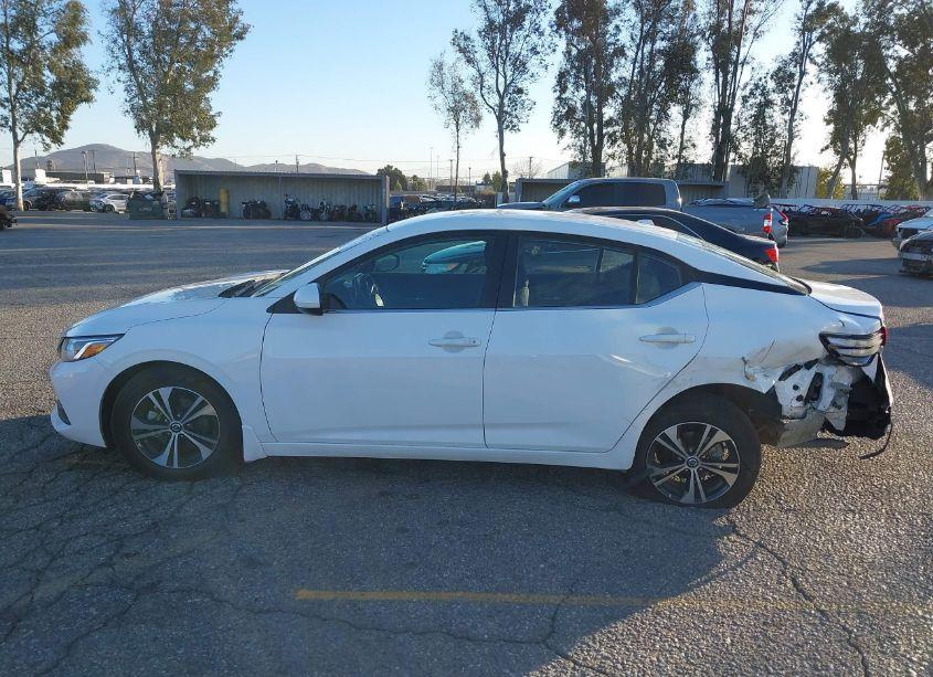 Photo 14 of 2022 Nissan Sentra SV XTRONIC CVT (VIN 3N1AB8CV2NY270917)