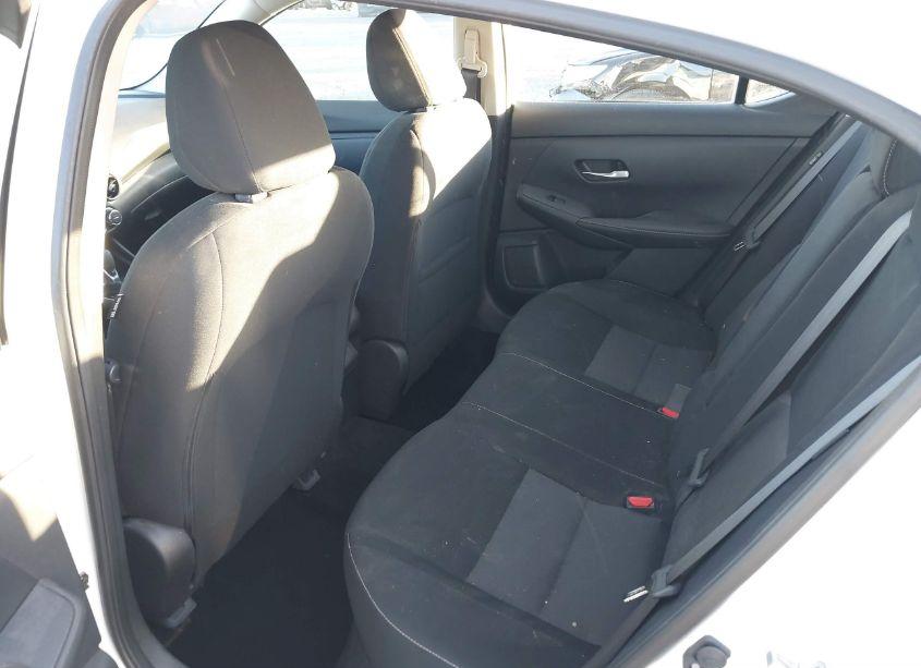 Photo 8 of 2022 Nissan Sentra SV XTRONIC CVT (VIN 3N1AB8CV2NY270917)