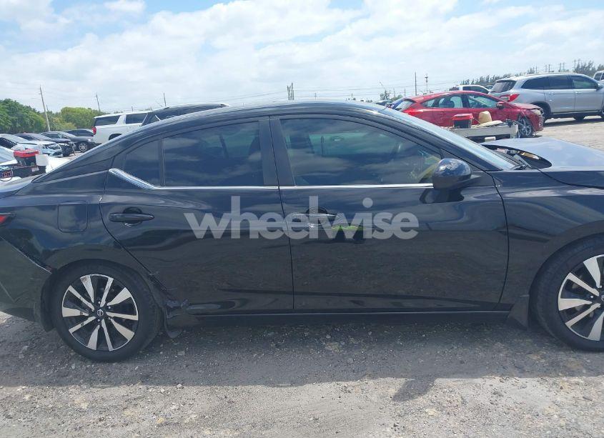 Photo 13 of 2022 Nissan Sentra SV XTRONIC CVT (VIN 3N1AB8CV2NY278533)