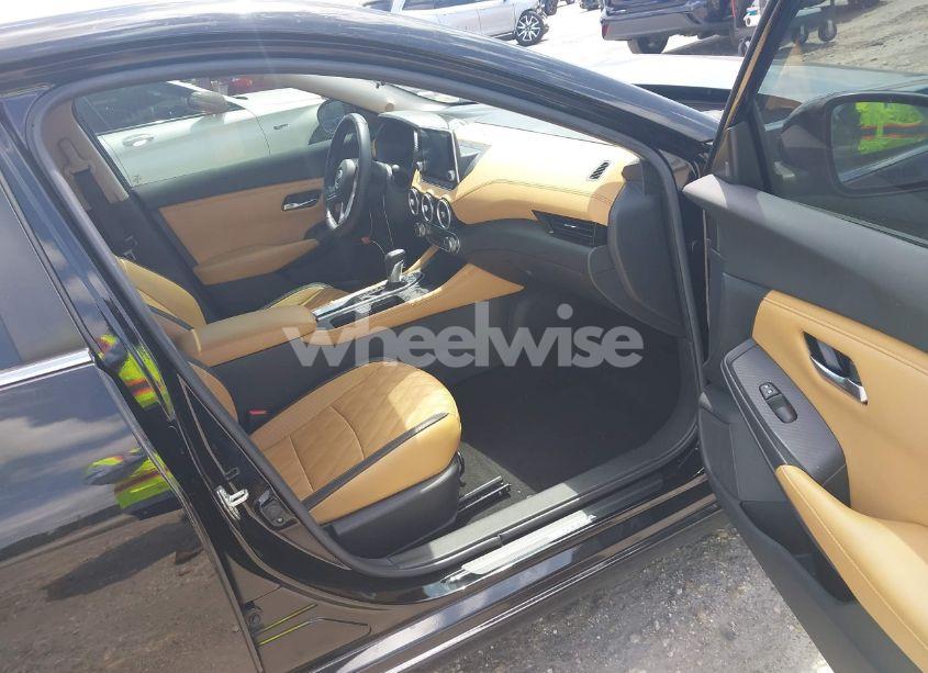 Photo 5 of 2022 Nissan Sentra SV XTRONIC CVT (VIN 3N1AB8CV2NY278533)