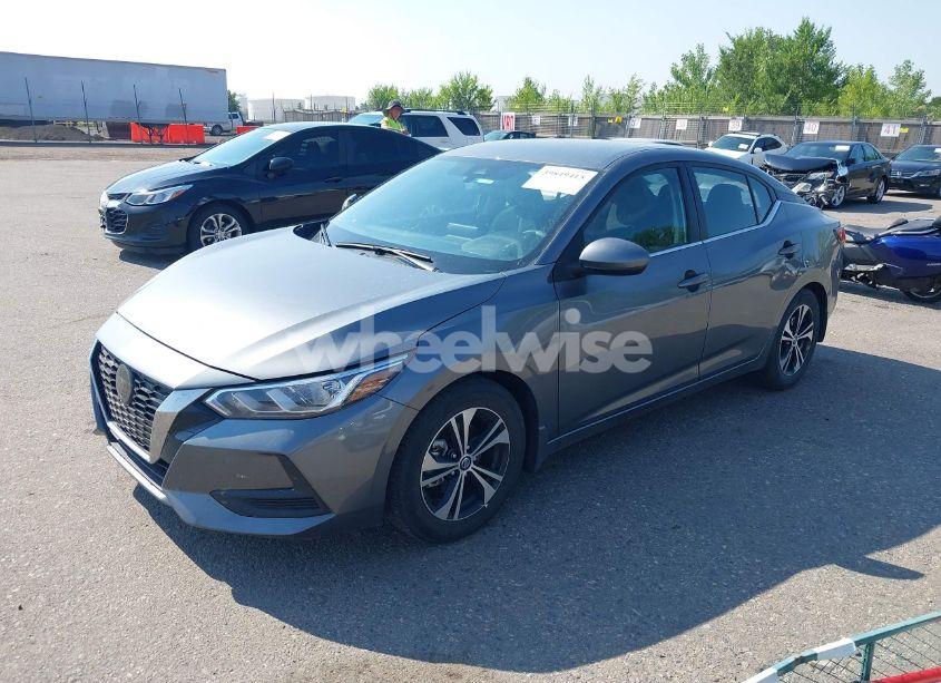 Photo 2 of 2022 Nissan Sentra SV XTRONIC CVT (VIN 3N1AB8CV2NY292139)