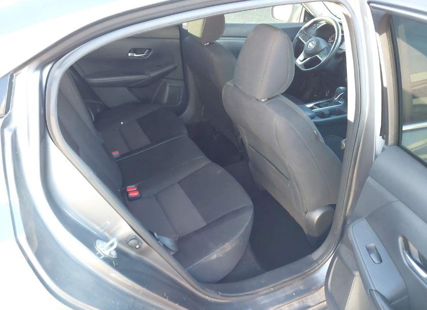 Photo 8 of 2022 Nissan Sentra SV XTRONIC CVT (VIN 3N1AB8CV2NY297521)