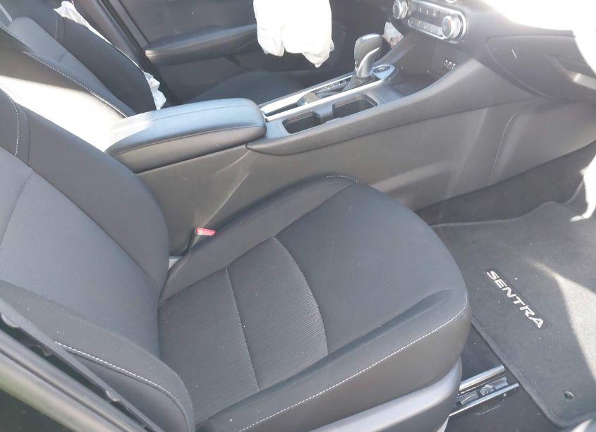 Photo 5 of 2023 Nissan Sentra SV XTRONIC CVT (VIN 3N1AB8CV2PY279040)