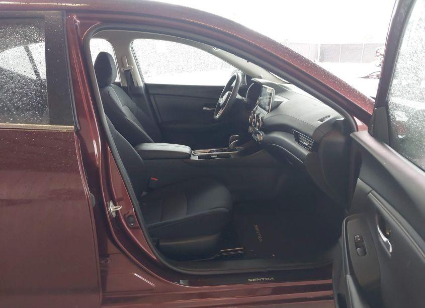 Photo 5 of 2024 Nissan Sentra (VIN 3N1AB8CV2RY206625)