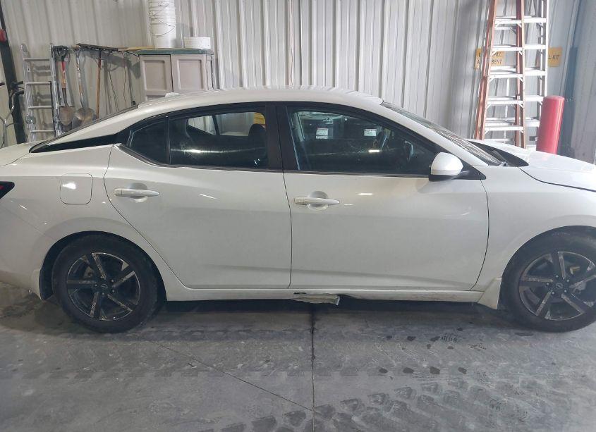 Photo 13 of 2024 Nissan Sentra SV XTRONIC CVT (VIN 3N1AB8CV2RY208147)