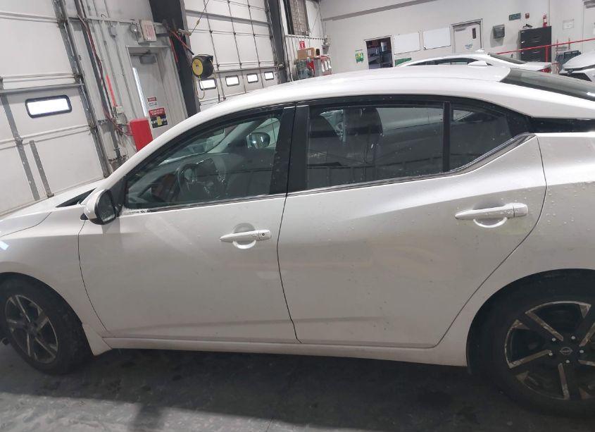 Photo 14 of 2024 Nissan Sentra SV XTRONIC CVT (VIN 3N1AB8CV2RY208147)