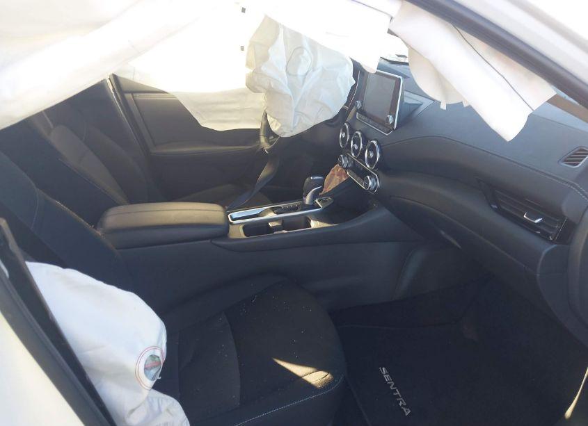 Photo 5 of 2024 Nissan Sentra SV XTRONIC CVT (VIN 3N1AB8CV2RY210318)