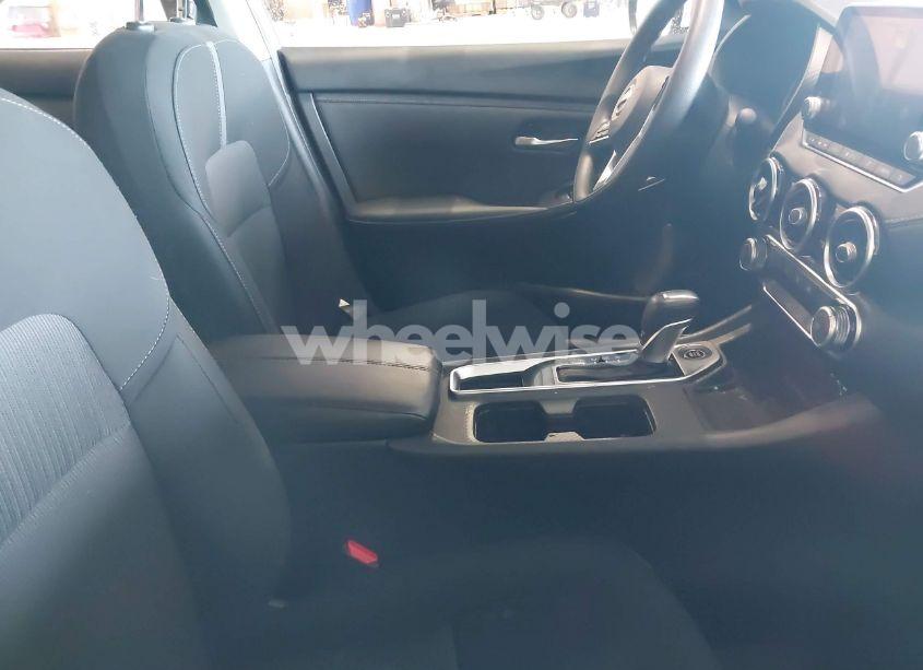 Photo 5 of 2024 Nissan Sentra SV XTRONIC CVT (VIN 3N1AB8CV2RY219228)