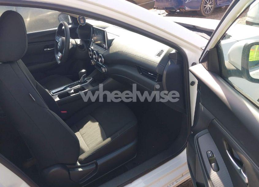 Photo 5 of 2024 Nissan Sentra SV XTRONIC CVT (VIN 3N1AB8CV2RY273614)