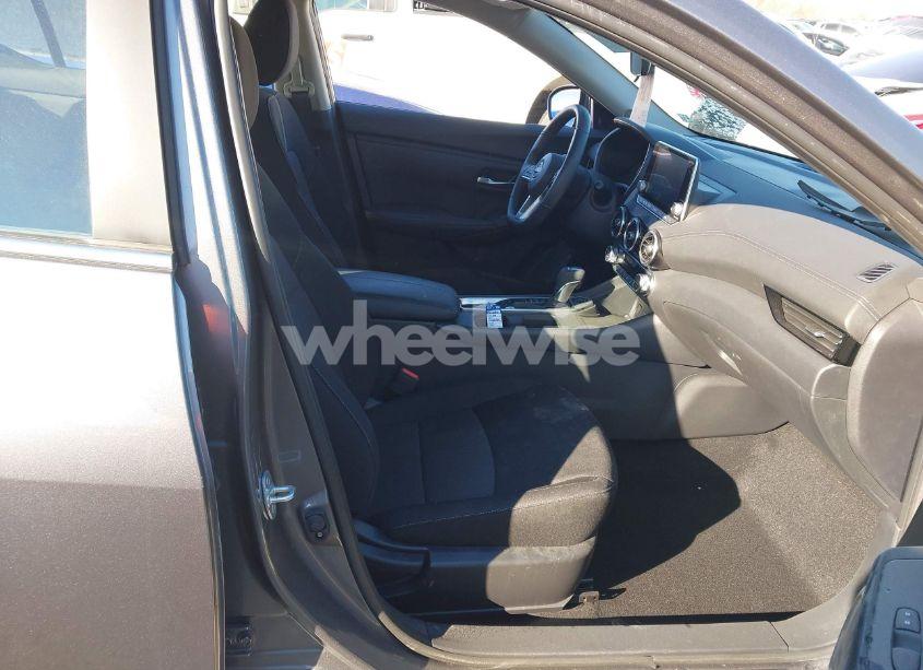 Photo 5 of 2024 Nissan Sentra SV XTRONIC CVT (VIN 3N1AB8CV2RY283303)