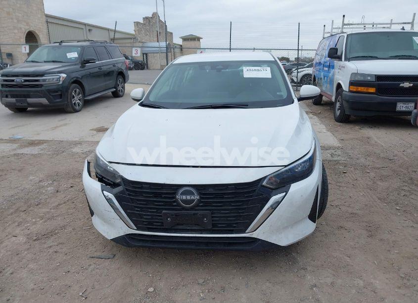 Photo 12 of 2024 Nissan Sentra SV XTRONIC CVT (VIN 3N1AB8CV2RY303985)