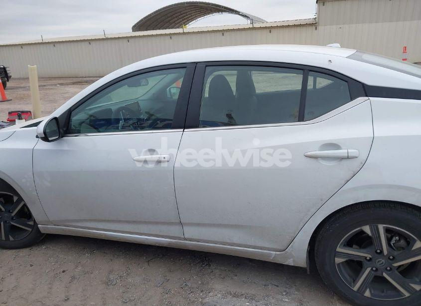 Photo 14 of 2024 Nissan Sentra SV XTRONIC CVT (VIN 3N1AB8CV2RY303985)