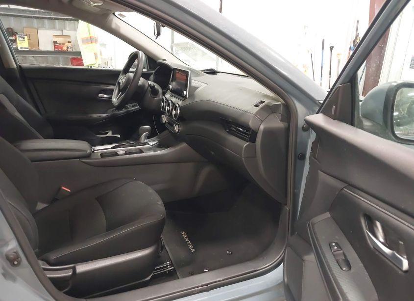 Photo 5 of 2024 Nissan Sentra SV XTRONIC CVT (VIN 3N1AB8CV2RY333374)