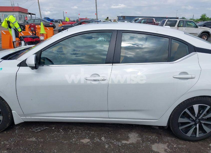 Photo 14 of 2024 Nissan Sentra SV XTRONIC CVT (VIN 3N1AB8CV2RY383613)