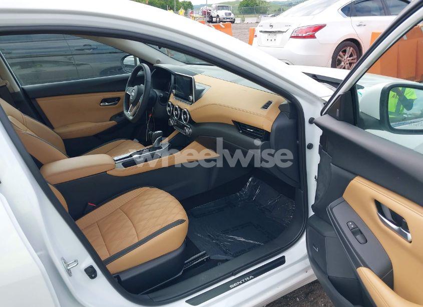 Photo 5 of 2024 Nissan Sentra SV XTRONIC CVT (VIN 3N1AB8CV2RY383613)