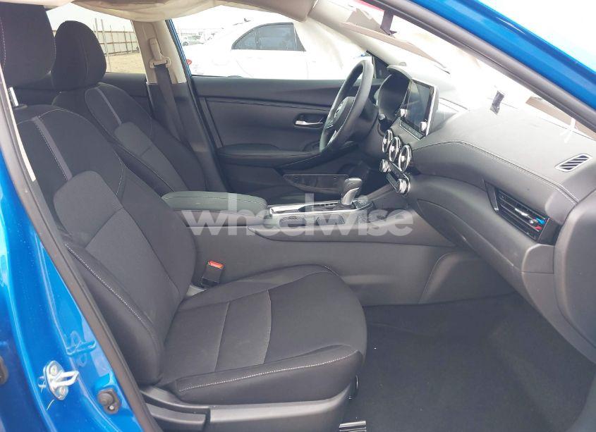 Photo 5 of 2025 Nissan Sentra SV (VIN 3N1AB8CV2SY203780)