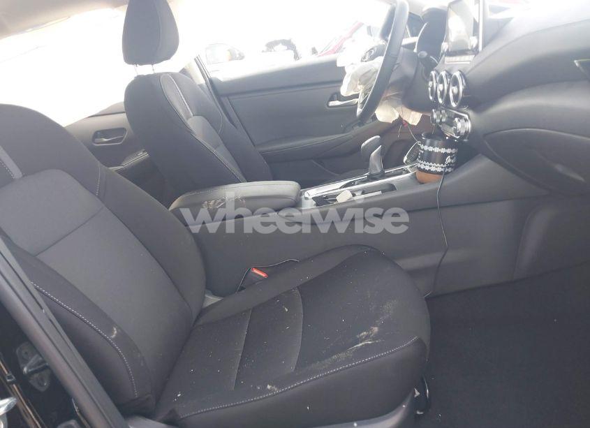 Photo 5 of 2025 Nissan Sentra SV (VIN 3N1AB8CV2SY230252)