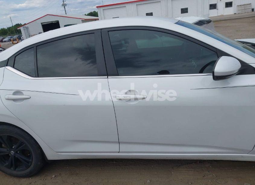 Photo 13 of 2020 Nissan Sentra SV XTRONIC CVT (VIN 3N1AB8CV3LY206267)