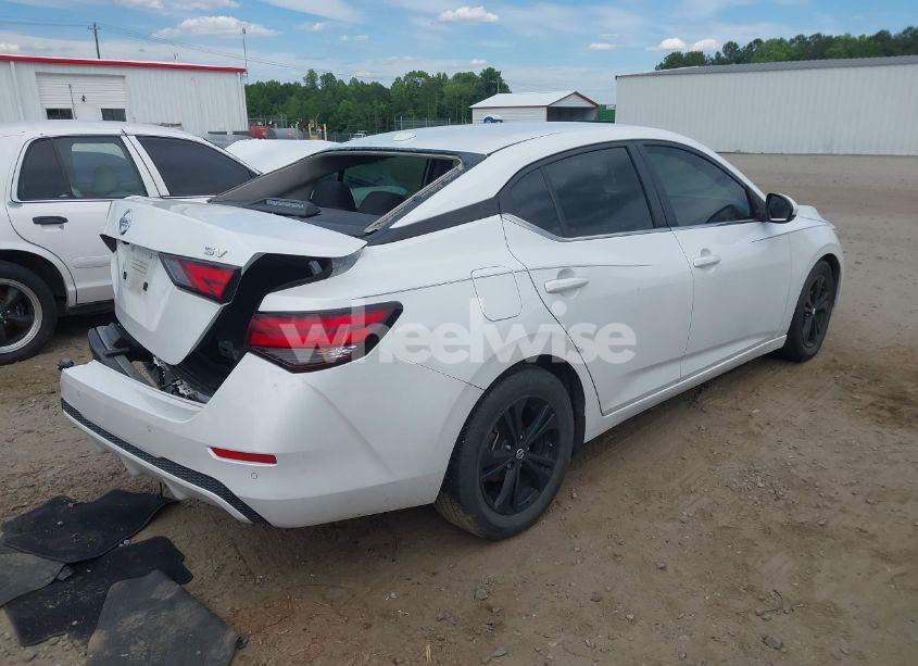 Photo 4 of 2020 Nissan Sentra SV XTRONIC CVT (VIN 3N1AB8CV3LY206267)