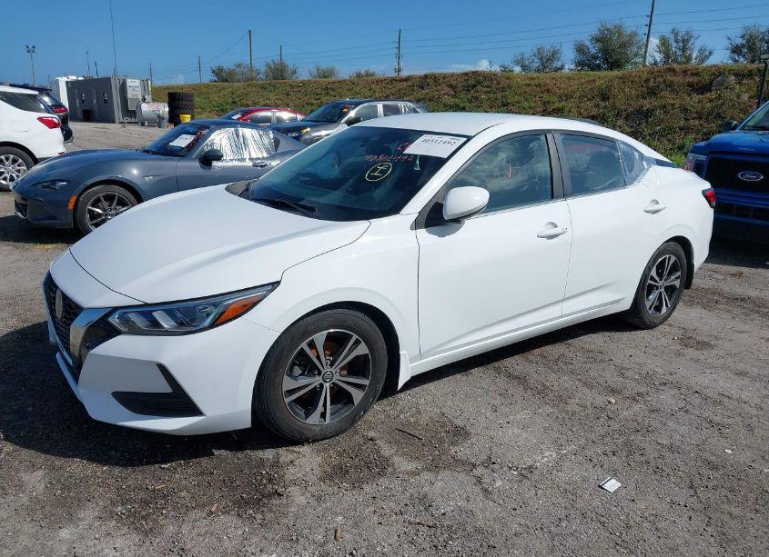 Photo 2 of 2020 Nissan Sentra SV XTRONIC CVT (VIN 3N1AB8CV3LY265531)
