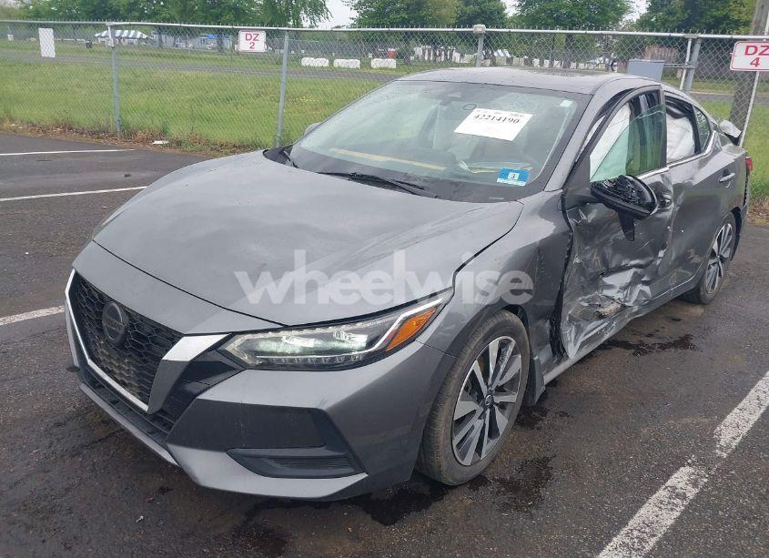 Photo 2 of 2020 Nissan Sentra SV XTRONIC CVT (VIN 3N1AB8CV3LY300407)