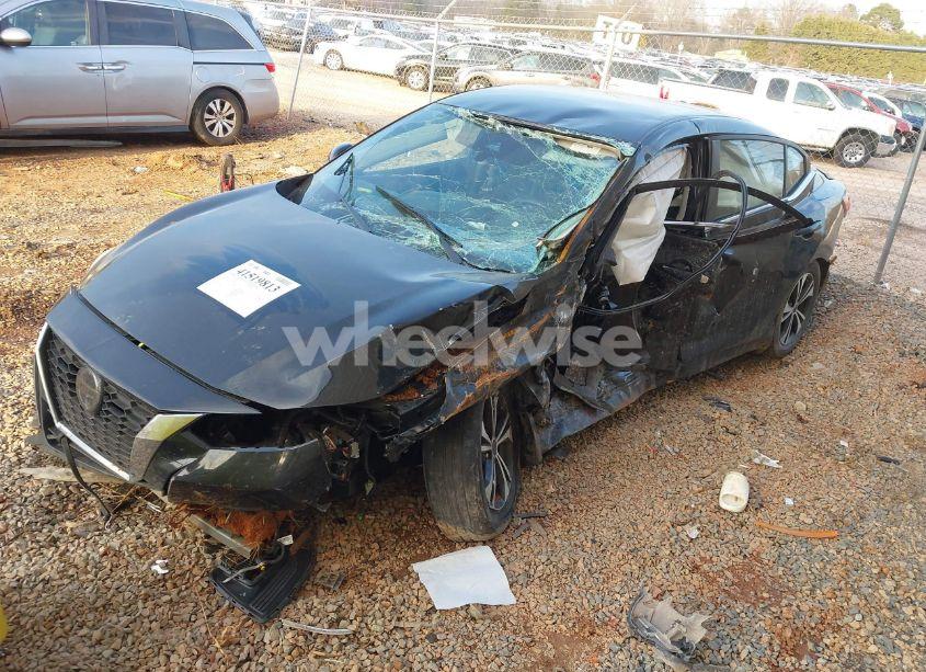 Photo 2 of 2020 Nissan Sentra SV XTRONIC CVT (VIN 3N1AB8CV3LY310807)