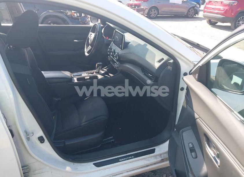 Photo 5 of 2021 Nissan Sentra SV XTRONIC CVT (VIN 3N1AB8CV3MY234653)