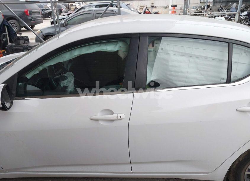 Photo 14 of 2021 Nissan Sentra SV XTRONIC CVT (VIN 3N1AB8CV3MY238041)