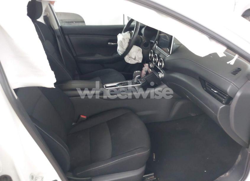 Photo 5 of 2021 Nissan Sentra SV XTRONIC CVT (VIN 3N1AB8CV3MY238041)