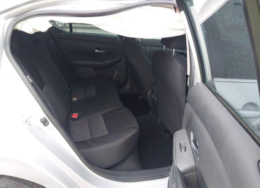 Photo 8 of 2021 Nissan Sentra SV XTRONIC CVT (VIN 3N1AB8CV3MY294027)