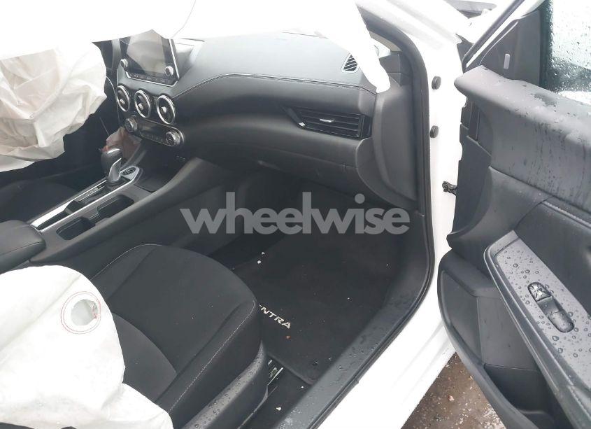 Photo 5 of 2021 Nissan Sentra SV XTRONIC CVT (VIN 3N1AB8CV3MY299552)