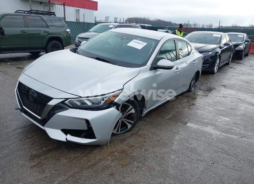 Photo 2 of 2022 Nissan Sentra SV XTRONIC CVT (VIN 3N1AB8CV3NY241913)