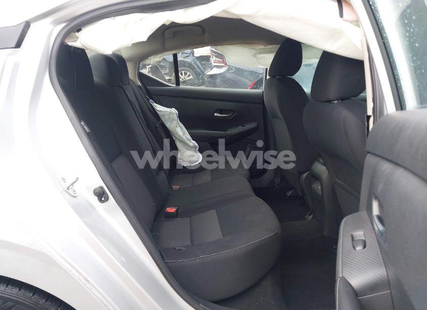 Photo 8 of 2022 Nissan Sentra SV XTRONIC CVT (VIN 3N1AB8CV3NY241913)