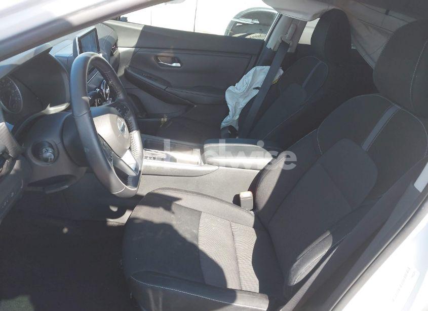 Photo 5 of 2022 Nissan Sentra SV XTRONIC CVT (VIN 3N1AB8CV3NY274605)