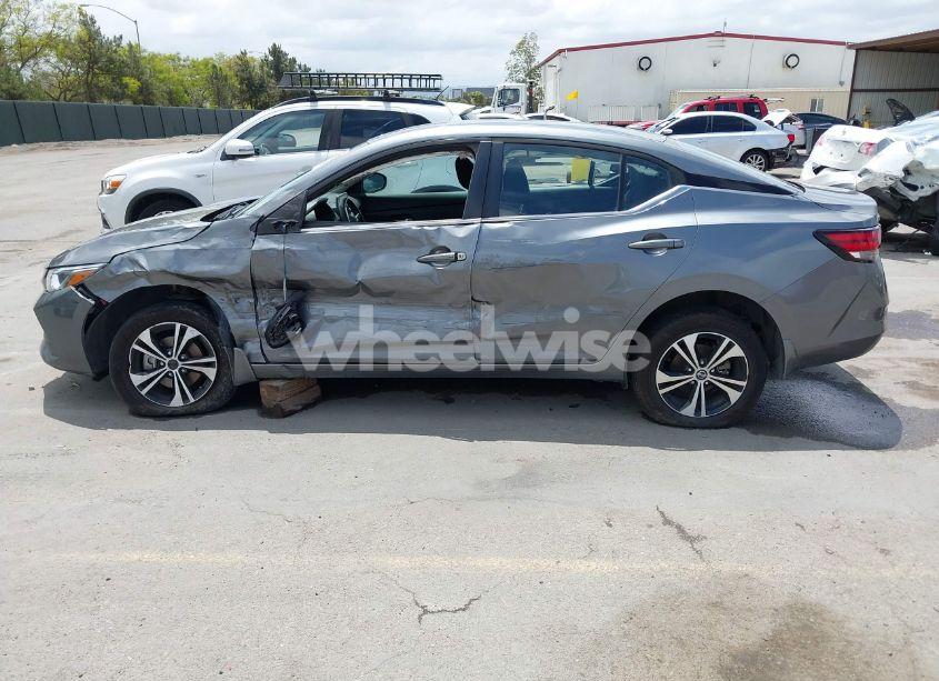 Photo 13 of 2022 Nissan Sentra SV XTRONIC CVT (VIN 3N1AB8CV3NY290044)